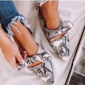 AMS Iseabella Snakeskin Bow Flats
